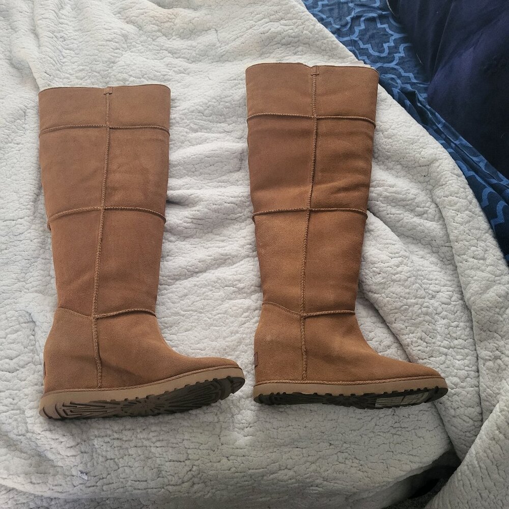 Over the Knee Ugg Boots brown/tan